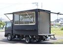 　キッチンカー　移動販売車　ベース車両　跳ね上げ扉　換気扇　サッシ　網戸（12枚目）