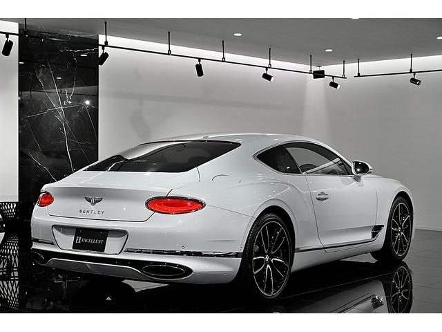 コンチネンタル ＧＴ　Ｍｕｌｌｉｎｅｒ　Ｄｒｉｖｉｎｇ　有償色ＩＣＥ　右Ｈ　ＯＰ２２インチ　コントラストステッチ　シートパイピング　アイボリーインテリア　ブライトクロムバンパーマトリクス　エアイオナイザー　ドラレコ（3枚目）