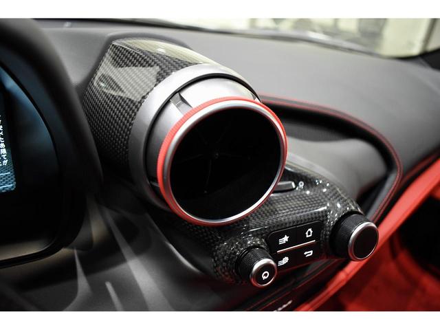 Ｆ８トリブート ベースグレード　正規Ｄ車　Ｆリフト　カーボンＬＥＤハンドル　カーボンＦエアロ／Ｆエアペント／ライトトリム／エンジンカバー／カーボンＬＥＤステアリング／センターブリッジ／ドアハンドル／エンジンカバー　Ｄ記録簿Ｒ３／Ｒ４（21枚目）