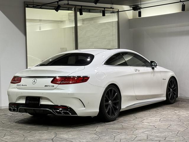 Sクラス S550 4マチック クーペ AMGライン S63仕様 純正S63エアロ/AMG鍛造20AW 社外マフラー カーボンステアリング パナメリカーナグリル ローダウン ゴールドキャリパー レザーEX デジーノブラックレザー ダイヤモンドホワイト(3枚目)