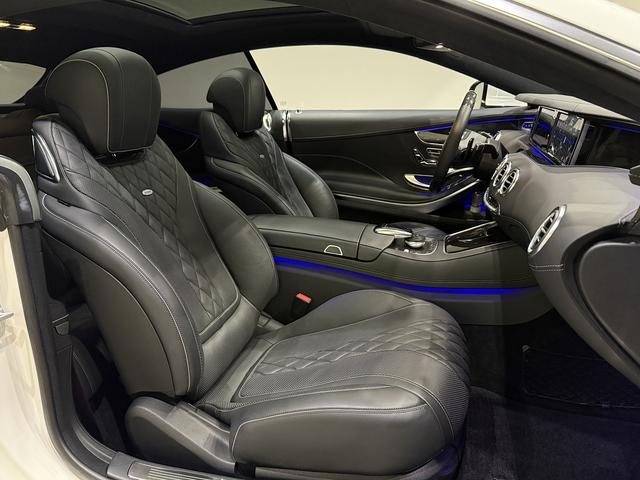 Sクラス S550 4マチック クーペ AMGライン S63仕様 純正S63エアロ/AMG鍛造20AW 社外マフラー カーボンステアリング パナメリカーナグリル ローダウン ゴールドキャリパー レザーEX デジーノブラックレザー ダイヤモンドホワイト(7枚目)