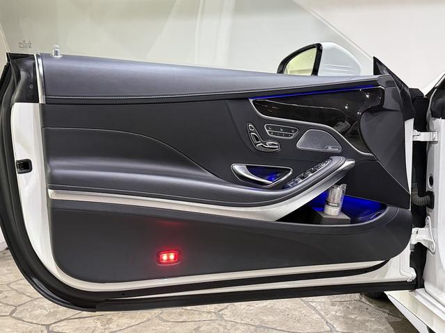 Sクラス S550 4マチック クーペ AMGライン S63仕様 純正S63エアロ/AMG鍛造20AW 社外マフラー カーボンステアリング パナメリカーナグリル ローダウン ゴールドキャリパー レザーEX デジーノブラックレザー ダイヤモンドホワイト(22枚目)