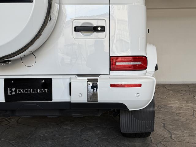 Gクラス G400d AMGライン マヌファクトゥーアプログラム 買取車 AMGライン ディーラー記録簿R5年/R6年 有償色オパリスホワイト ラグジュアリーP ベンガルレッドナッパレザー SR ブルメスタ シートヒーター/クーラー(37枚目)