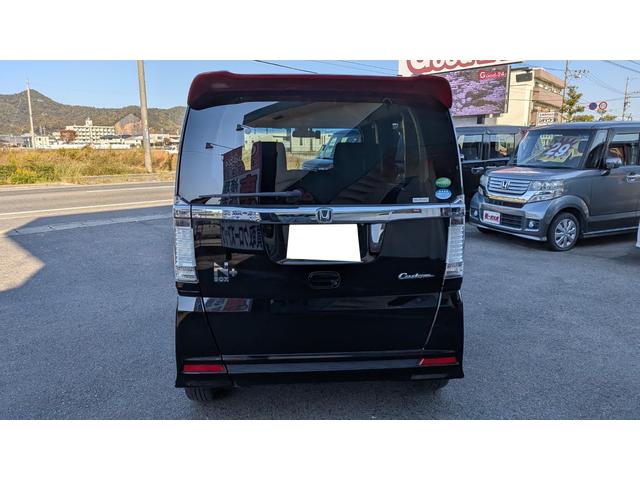 Ｎ－ＢＯＸ＋カスタム Ｇ・Ａパッケージ　レッド塗装　イモビライザー　キーレスエントリー　横滑り防止　スマートキー　ＥＴＣ　アイドリングストップ　ＡＡＣ　エアバッグ　ベンチシート　ＡＢＳ　衝突安全ボディ　衝突軽減（3枚目）