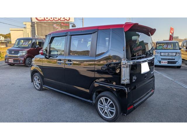 Ｎ－ＢＯＸ＋カスタム Ｇ・Ａパッケージ　レッド塗装　イモビライザー　キーレスエントリー　横滑り防止　スマートキー　ＥＴＣ　アイドリングストップ　ＡＡＣ　エアバッグ　ベンチシート　ＡＢＳ　衝突安全ボディ　衝突軽減（9枚目）