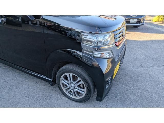 Ｎ－ＢＯＸ＋カスタム Ｇ・Ａパッケージ　レッド塗装　イモビライザー　キーレスエントリー　横滑り防止　スマートキー　ＥＴＣ　アイドリングストップ　ＡＡＣ　エアバッグ　ベンチシート　ＡＢＳ　衝突安全ボディ　衝突軽減（23枚目）