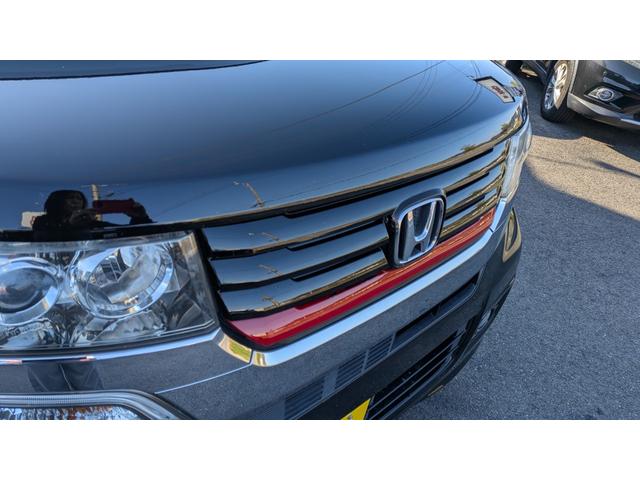 Ｎ－ＢＯＸ＋カスタム Ｇ・Ａパッケージ　レッド塗装　イモビライザー　キーレスエントリー　横滑り防止　スマートキー　ＥＴＣ　アイドリングストップ　ＡＡＣ　エアバッグ　ベンチシート　ＡＢＳ　衝突安全ボディ　衝突軽減（29枚目）