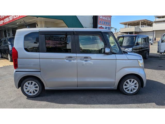 N-BOX Gホンダセンシング 禁煙 バックソナー 盗難防止システム 車線逸脱警報装置 Dレコ ETC付 フルフラットシート スマキー オートマチックハイビーム LED 横滑り防止 パワーウィンドウ AAC ベンチシート クルコン(4枚目)