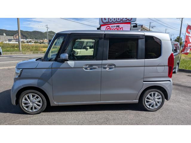 N-BOX Gホンダセンシング 禁煙 バックソナー 盗難防止システム 車線逸脱警報装置 Dレコ ETC付 フルフラットシート スマキー オートマチックハイビーム LED 横滑り防止 パワーウィンドウ AAC ベンチシート クルコン(5枚目)