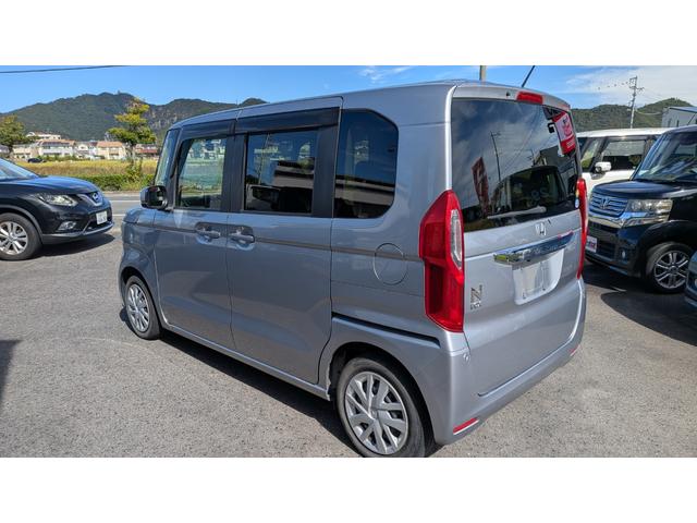 N-BOX Gホンダセンシング 禁煙 バックソナー 盗難防止システム 車線逸脱警報装置 Dレコ ETC付 フルフラットシート スマキー オートマチックハイビーム LED 横滑り防止 パワーウィンドウ AAC ベンチシート クルコン(9枚目)