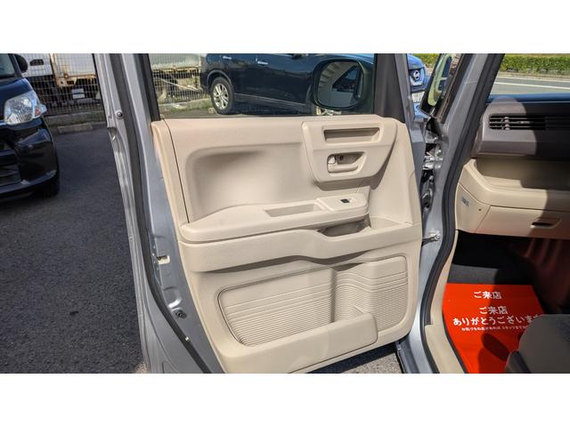 N-BOX Gホンダセンシング 禁煙 バックソナー 盗難防止システム 車線逸脱警報装置 Dレコ ETC付 フルフラットシート スマキー オートマチックハイビーム LED 横滑り防止 パワーウィンドウ AAC ベンチシート クルコン(24枚目)
