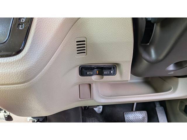 N-BOX Gホンダセンシング 禁煙 バックソナー 盗難防止システム 車線逸脱警報装置 Dレコ ETC付 フルフラットシート スマキー オートマチックハイビーム LED 横滑り防止 パワーウィンドウ AAC ベンチシート クルコン(28枚目)