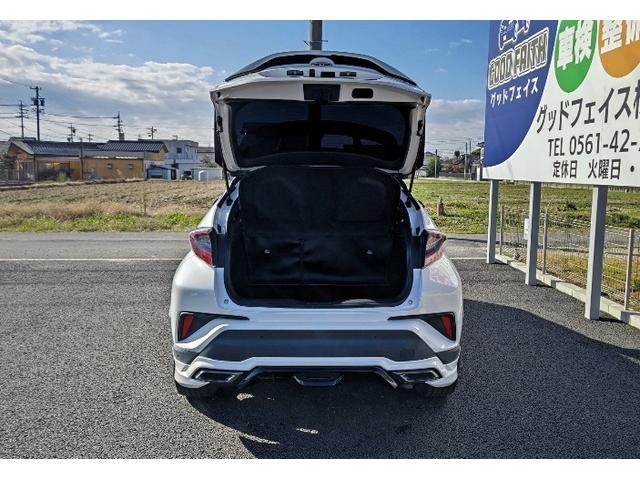 Ｃ－ＨＲ Ｇ　モデリスタエアロ（Ｆ．Ｓ．Ｒ）／カロッツェリアナビ（フルセグＴＶ）／バックカメラ／ＥＴＣ車載器／ワンオーナー・禁煙車／ツートーン／クルーズコントロール（10枚目）
