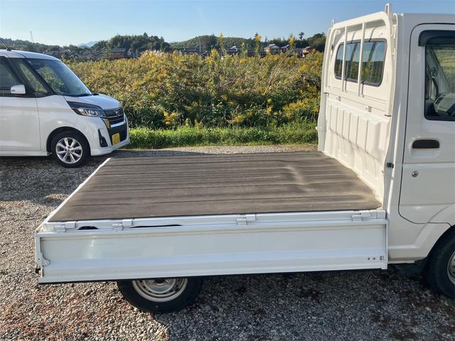 NT100クリッパートラック DX ワンオーナー 4WD 軽トラック 5速MT 三方開 オートライト ESC エアコン パワーステアリング 運転席エアバッグ 助手席エアバッグ(18枚目)