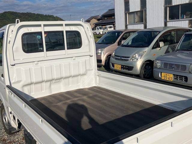 NT100クリッパートラック DX ワンオーナー 4WD 軽トラック 5速MT 三方開 オートライト ESC エアコン パワーステアリング 運転席エアバッグ 助手席エアバッグ(21枚目)