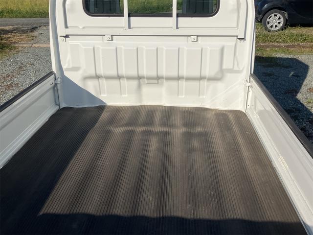 NT100クリッパートラック DX ワンオーナー 4WD 軽トラック 5速MT 三方開 オートライト ESC エアコン パワーステアリング 運転席エアバッグ 助手席エアバッグ(25枚目)