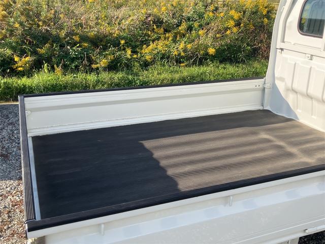 NT100クリッパートラック DX ワンオーナー 4WD 軽トラック 5速MT 三方開 オートライト ESC エアコン パワーステアリング 運転席エアバッグ 助手席エアバッグ(26枚目)