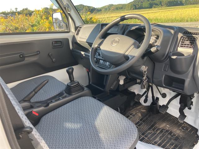 NT100クリッパートラック DX ワンオーナー 4WD 軽トラック 5速MT 三方開 オートライト ESC エアコン パワーステアリング 運転席エアバッグ 助手席エアバッグ(40枚目)