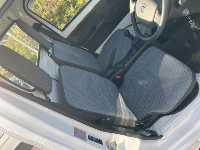 NT100クリッパートラック DX ワンオーナー 4WD 軽トラック 5速MT 三方開 オートライト ESC エアコン パワーステアリング 運転席エアバッグ 助手席エアバッグ(42枚目)