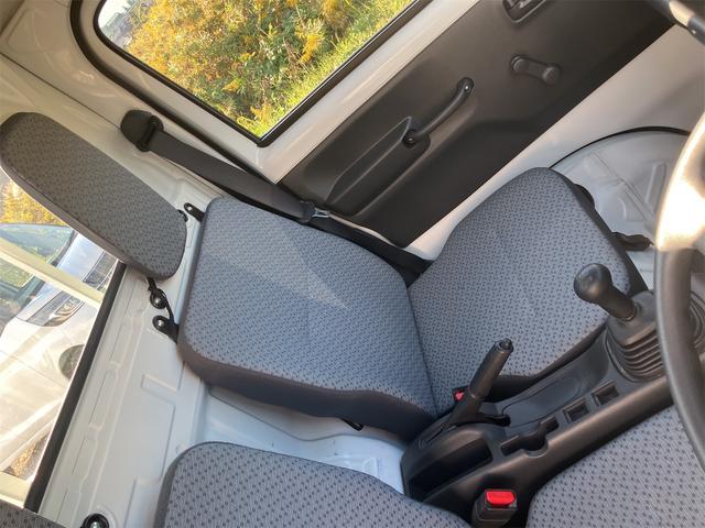 NT100クリッパートラック DX ワンオーナー 4WD 軽トラック 5速MT 三方開 オートライト ESC エアコン パワーステアリング 運転席エアバッグ 助手席エアバッグ(43枚目)