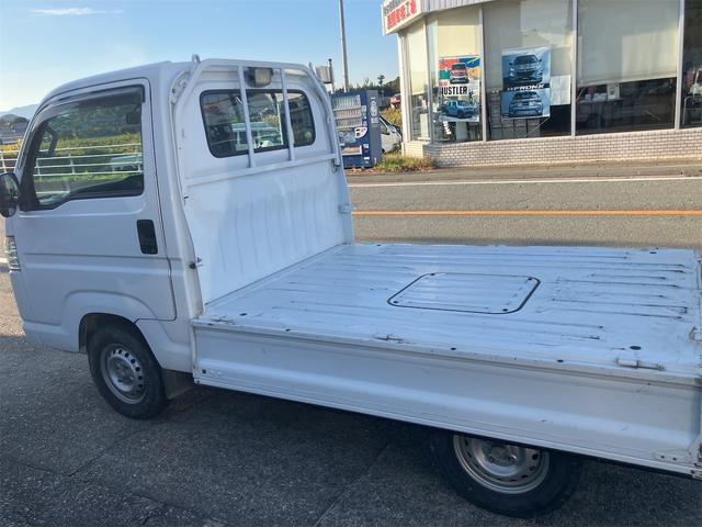 アクティトラック ＳＤＸ　４ＷＤ　５速ＭＴ　キーレスエントリー　エアコン　パワーウィンドウ　パワーステアリング　パワードアロック　運転席エアバッグ　荷台ランプ（16枚目）