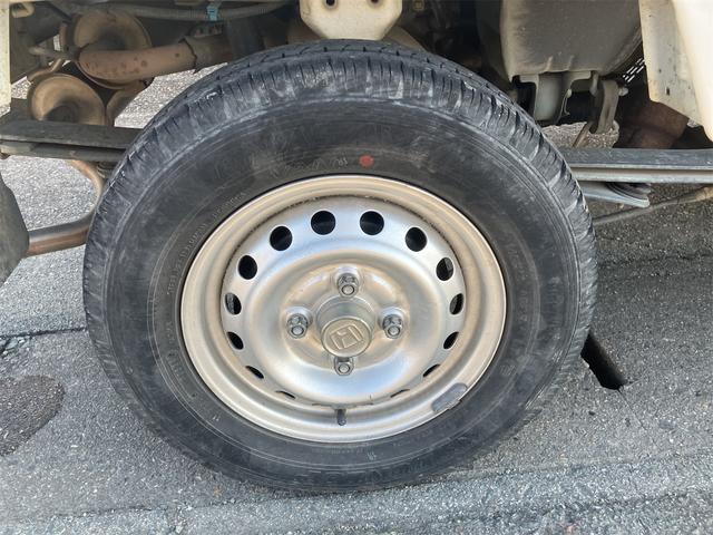 アクティトラック ＳＤＸ　４ＷＤ　５速ＭＴ　キーレスエントリー　エアコン　パワーウィンドウ　パワーステアリング　パワードアロック　運転席エアバッグ　荷台ランプ（21枚目）