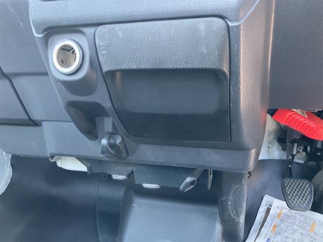 アクティトラック ＳＤＸ　４ＷＤ　５速ＭＴ　キーレスエントリー　エアコン　パワーウィンドウ　パワーステアリング　パワードアロック　運転席エアバッグ　荷台ランプ（41枚目）