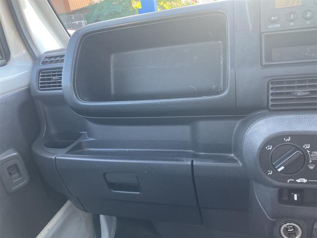 アクティトラック ＳＤＸ　４ＷＤ　５速ＭＴ　キーレスエントリー　エアコン　パワーウィンドウ　パワーステアリング　パワードアロック　運転席エアバッグ　荷台ランプ（44枚目）