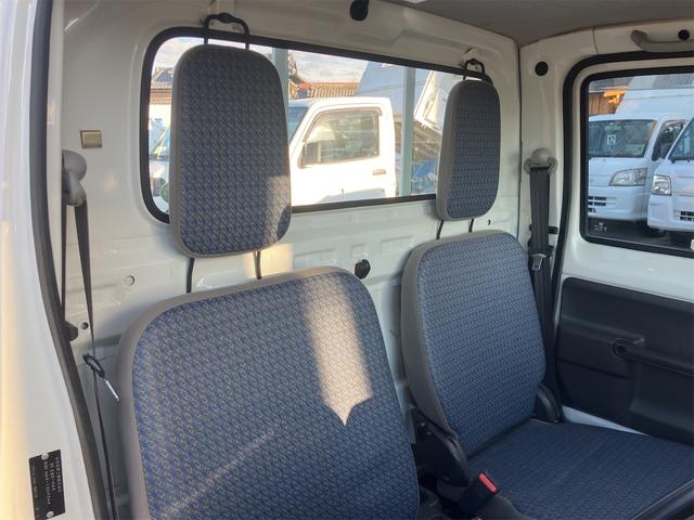 アクティトラック ＳＤＸ　４ＷＤ　５速ＭＴ　キーレスエントリー　エアコン　パワーウィンドウ　パワーステアリング　パワードアロック　運転席エアバッグ　荷台ランプ（46枚目）