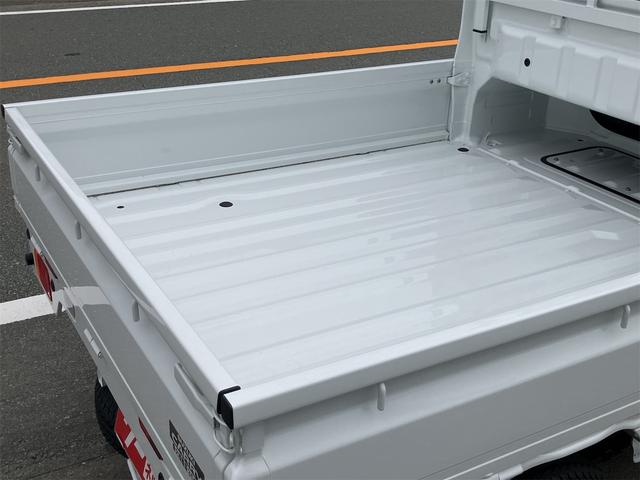 スーパーキャリイ X 4WD AT 衝突被害軽減システム クリアランスソナー レーンアシスト アイドリングストップ 電動格納ミラー オートライト ESC エアコン パワーウィンドウ 運転席エアバッグ(18枚目)