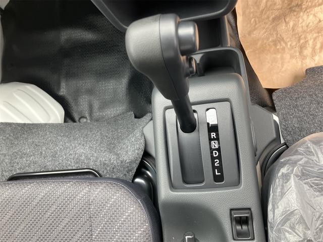 スーパーキャリイ X 4WD AT 衝突被害軽減システム クリアランスソナー レーンアシスト アイドリングストップ 電動格納ミラー オートライト ESC エアコン パワーウィンドウ 運転席エアバッグ(39枚目)