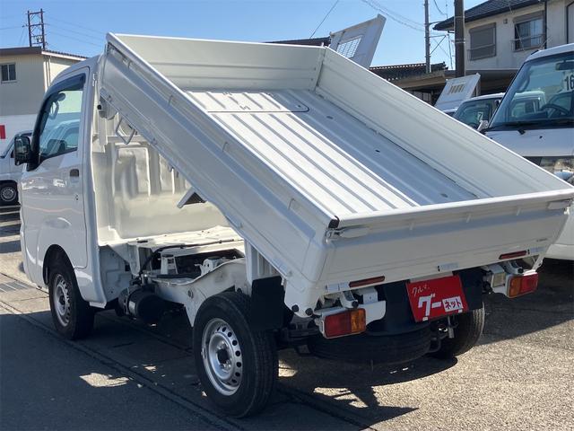 ハイゼットトラック ローダンプ　４ＷＤ　ダンプ　ＡＴ　エアコン　運転席エアバッグ　助手席エアバッグ　パワーステアリング（5枚目）