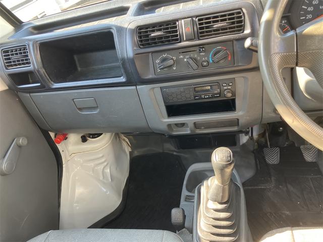 ミニキャブトラック 楽床ダンプ　４ＷＤ　５速ＭＴ　エアコン　運転席エアバッグ　ダンプ　三方開　パワーステアリング（9枚目）