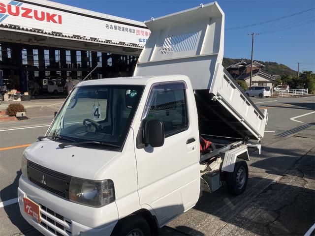 ミニキャブトラック 楽床ダンプ　４ＷＤ　５速ＭＴ　エアコン　運転席エアバッグ　ダンプ　三方開　パワーステアリング（12枚目）