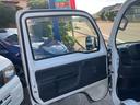 ＳＤＸ　４ＷＤ　５速ＭＴ　キーレスエントリー　エアコン　パワーウィンドウ　パワーステアリング　パワードアロック　運転席エアバッグ　荷台ランプ（26枚目）
