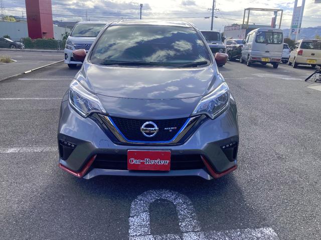 ノート ｅ－パワーニスモ　Ｓ　ワンオーナー　スマートキー　純正ナビ　ＴＶ　アラウンドビューモニター　ＬＥＤヘッドライト（5枚目）