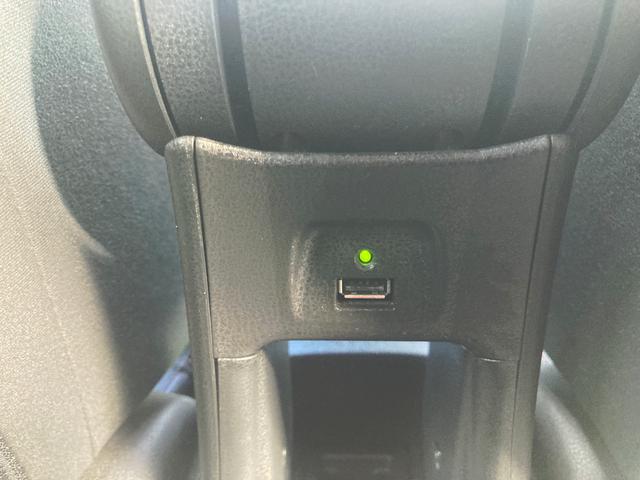 ノート ｅ－パワーニスモ　Ｓ　ワンオーナー　スマートキー　純正ナビ　ＴＶ　アラウンドビューモニター　ＬＥＤヘッドライト（13枚目）