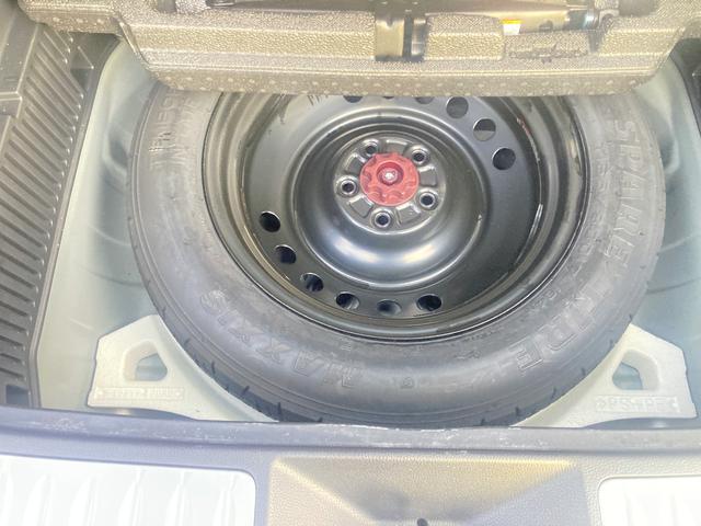 ハリアーハイブリッド Ｚ　ワンオーナー　純正１２．３インチナビ　ＪＢＬサラウンド　ＬＥＤヘッドライト　パワーバックドア　デジタルインナーミラー　スペアタイヤ（15枚目）