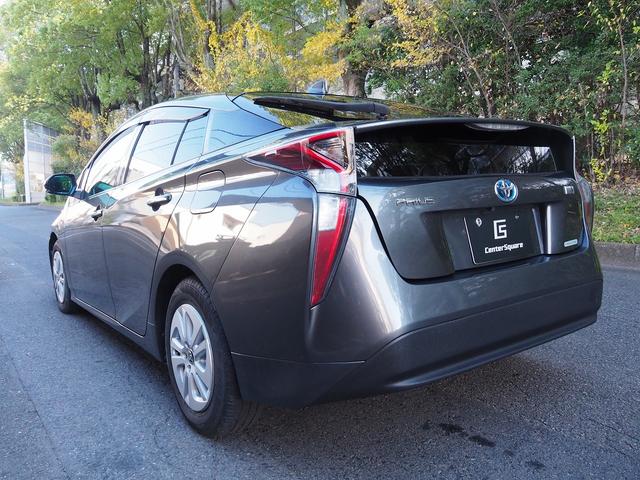 プリウス S S グレーメタリック 純正ナビ ETC バックカメラ オートライト CD DVD Buletooth接続 フロアマット スマートキー プッシュスタート パワーウィンドウ ドアバイザー ルーフスポイラー(20枚目)