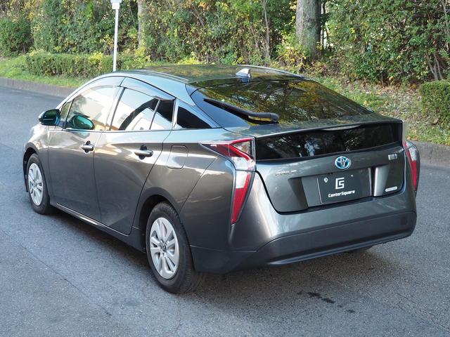 プリウス S S グレーメタリック 純正ナビ ETC バックカメラ オートライト CD DVD Buletooth接続 フロアマット スマートキー プッシュスタート パワーウィンドウ ドアバイザー ルーフスポイラー(21枚目)