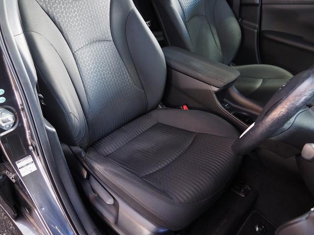 プリウス S S グレーメタリック 純正ナビ ETC バックカメラ オートライト CD DVD Buletooth接続 フロアマット スマートキー プッシュスタート パワーウィンドウ ドアバイザー ルーフスポイラー(26枚目)