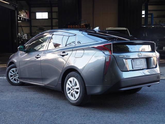 プリウス S S グレーメタリック 純正ナビ ETC バックカメラ オートライト CD DVD Buletooth接続 フロアマット スマートキー プッシュスタート パワーウィンドウ ドアバイザー ルーフスポイラー(58枚目)