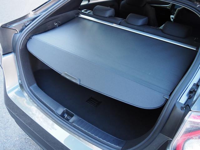 プリウス S S グレーメタリック 純正ナビ ETC バックカメラ オートライト CD DVD Buletooth接続 フロアマット スマートキー プッシュスタート パワーウィンドウ ドアバイザー ルーフスポイラー(60枚目)