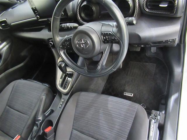 ヤリス ハイブリッドＺ　４ＷＤ　フルセグ　メモリーナビ　ミュージックプレイヤー接続可　バックカメラ　衝突被害軽減システム　ＥＴＣ　ＬＥＤヘッドランプ　ワンオーナー　フルエアロ（27枚目）