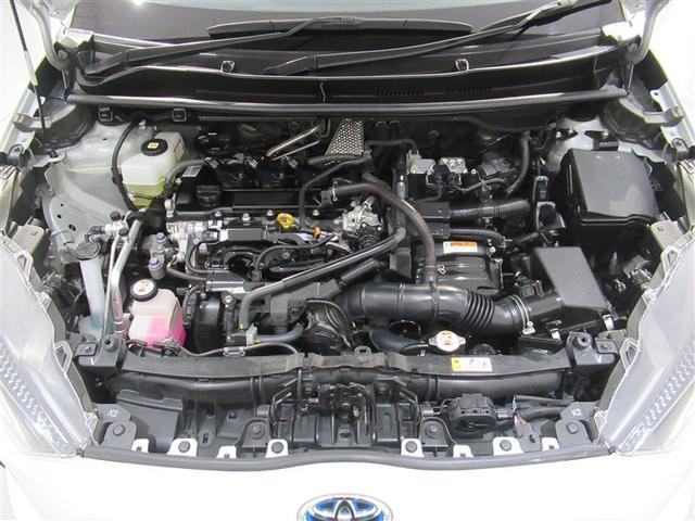 ヤリス ハイブリッドＺ　４ＷＤ　フルセグ　メモリーナビ　ミュージックプレイヤー接続可　バックカメラ　衝突被害軽減システム　ＥＴＣ　ＬＥＤヘッドランプ　ワンオーナー　フルエアロ（28枚目）