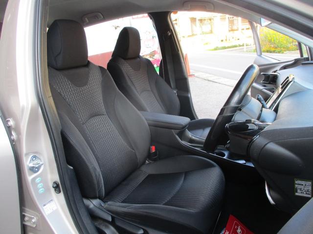 プリウス S ナビ ブルートゥース バックカメラ フルセグTV ドライブレコーダー ETC レーンキープアシスト コーナーセンサー スマートキー プッシュスタート HIDヘッドライト オートライト オートAC(15枚目)