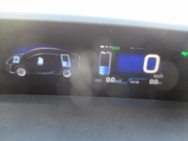 プリウス S ナビ ブルートゥース バックカメラ フルセグTV ドライブレコーダー ETC レーンキープアシスト コーナーセンサー スマートキー プッシュスタート HIDヘッドライト オートライト オートAC(18枚目)