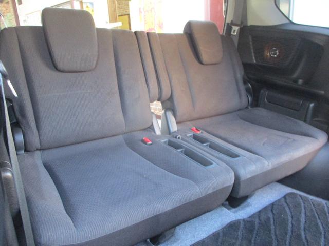 フリード G 禁煙車 ナビ バックカメラ ブルートゥース フルセグTV 横滑り防止装置 フォグランプ キーレス 3列シート Tチェーン式エンジン(10枚目)