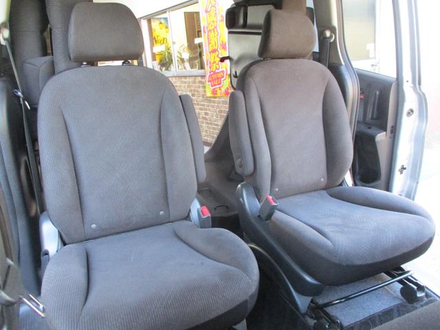 フリード G 禁煙車 ナビ バックカメラ ブルートゥース フルセグTV 横滑り防止装置 フォグランプ キーレス 3列シート Tチェーン式エンジン(11枚目)