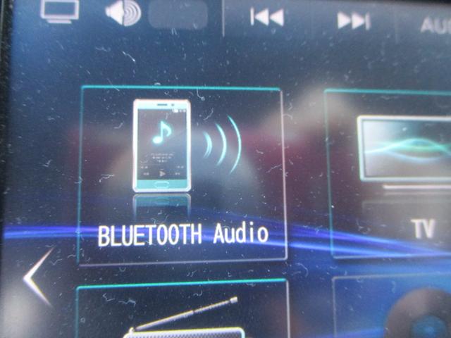 フリード G 禁煙車 ナビ バックカメラ ブルートゥース フルセグTV 横滑り防止装置 フォグランプ キーレス 3列シート Tチェーン式エンジン(20枚目)